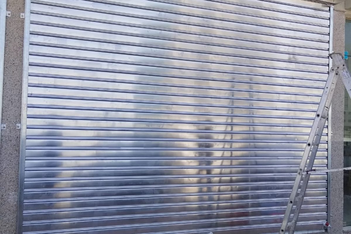 Aluminium Manual Shutter